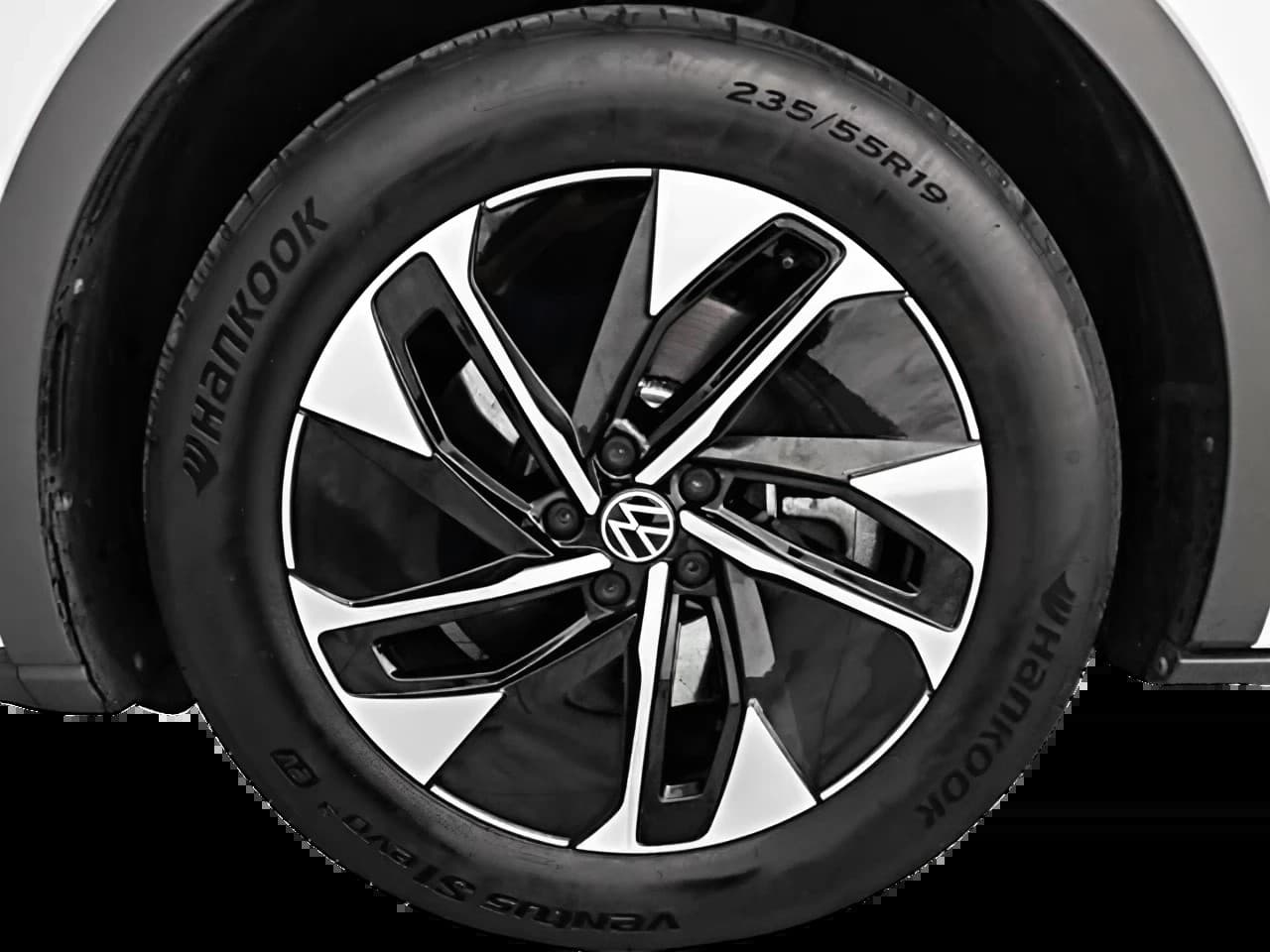Volkswagen ID.5 Pro Navi AHK Kamera — 3